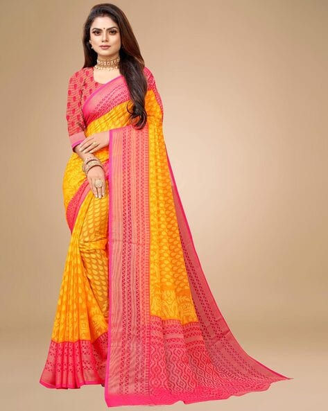Traditional Saree with Zari Woven Motifs19