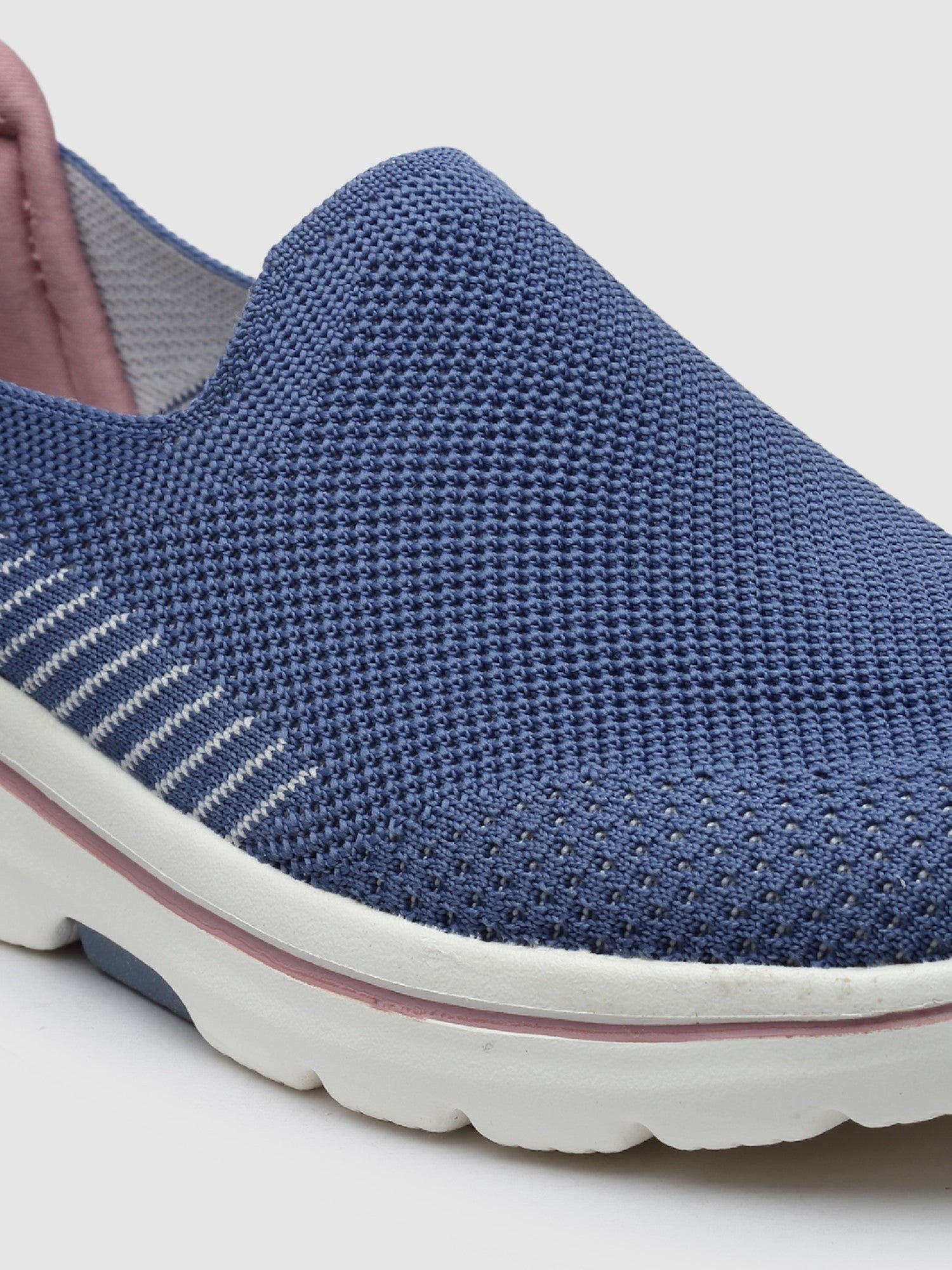 Trendy Lightweight Breathable Running Shoes for Women