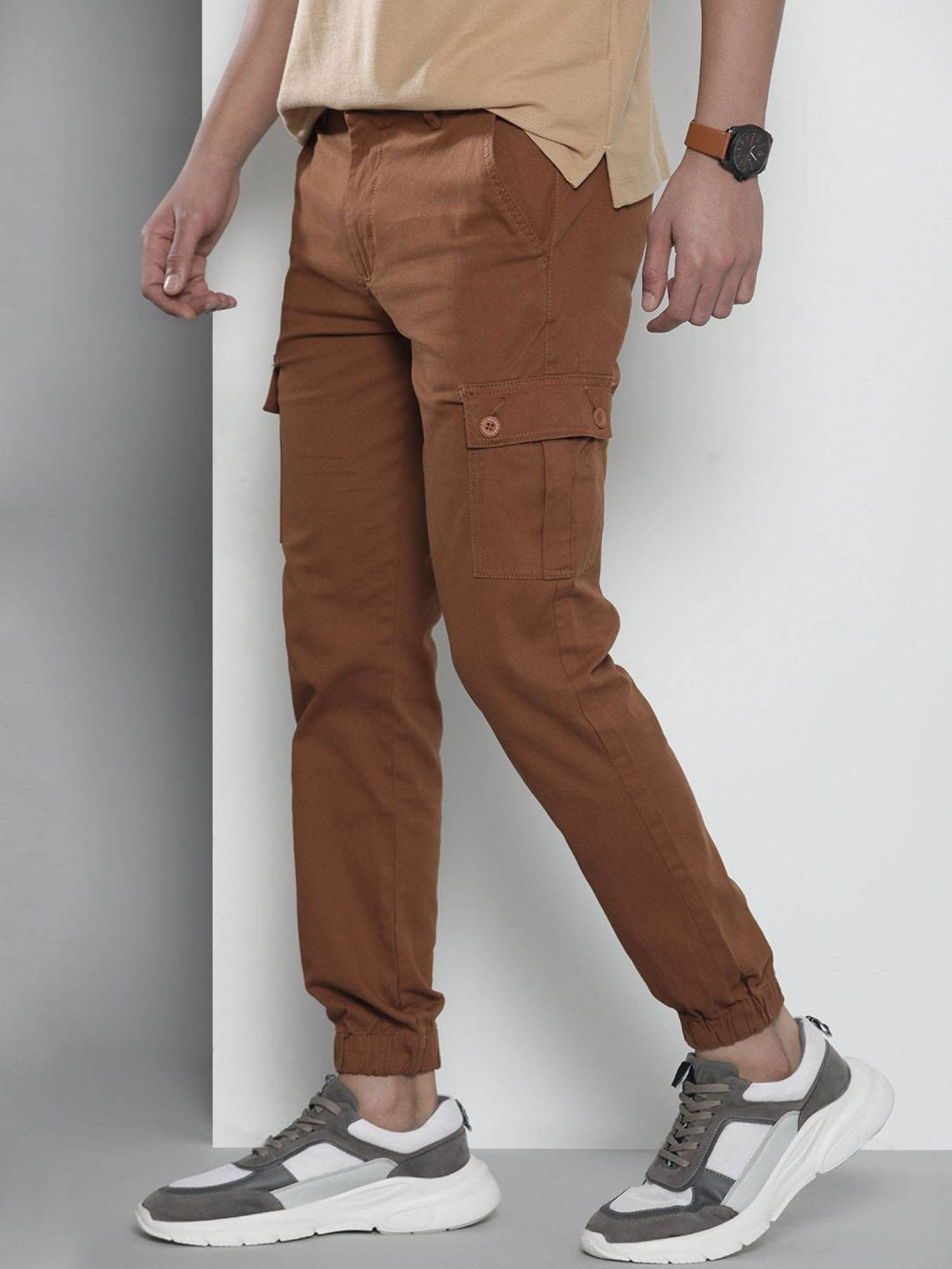 Brown Solid Regular Fit Joggers