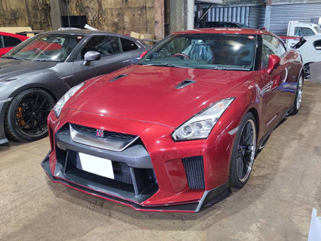 R35 GT-Rリア周りご変更その他パーツお取り付け、ご入庫!
