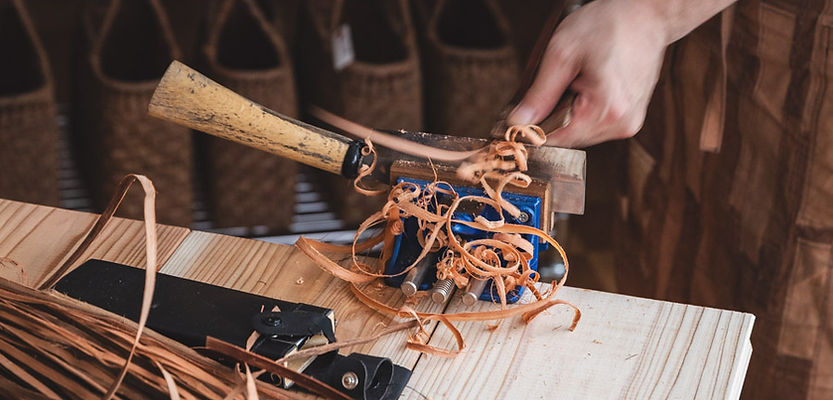 ひごづくり作業の様子