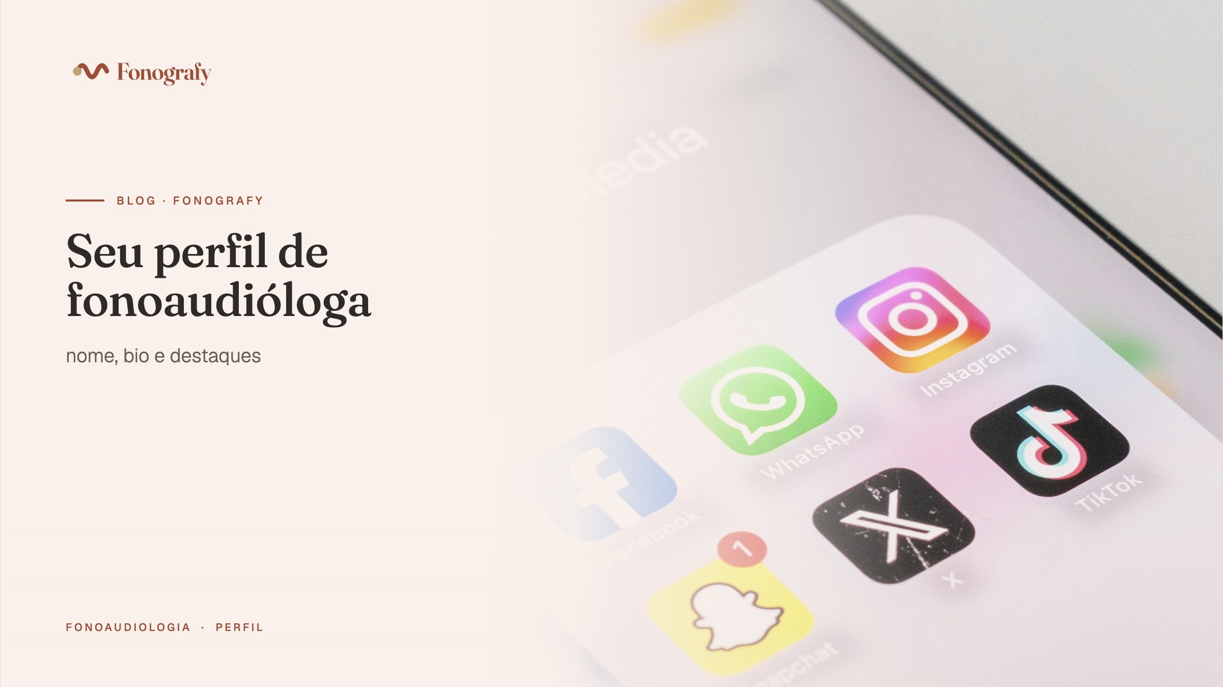 Smartphone com ícones de redes sociais na tela