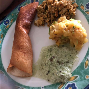 Dosa, Khattay Aaloo, Anday ka Khageena, Coconut Green Chutney 