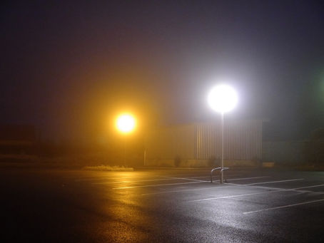 Les ténèbres au bord de la ville