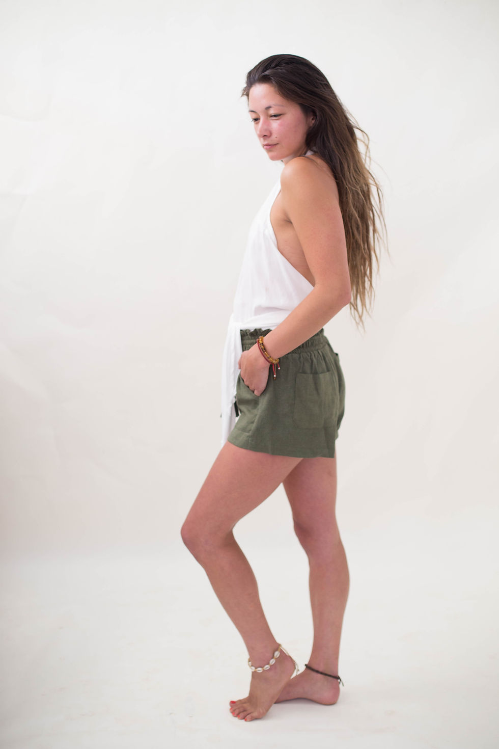 Thumbnail: Over the Moon linen shorts