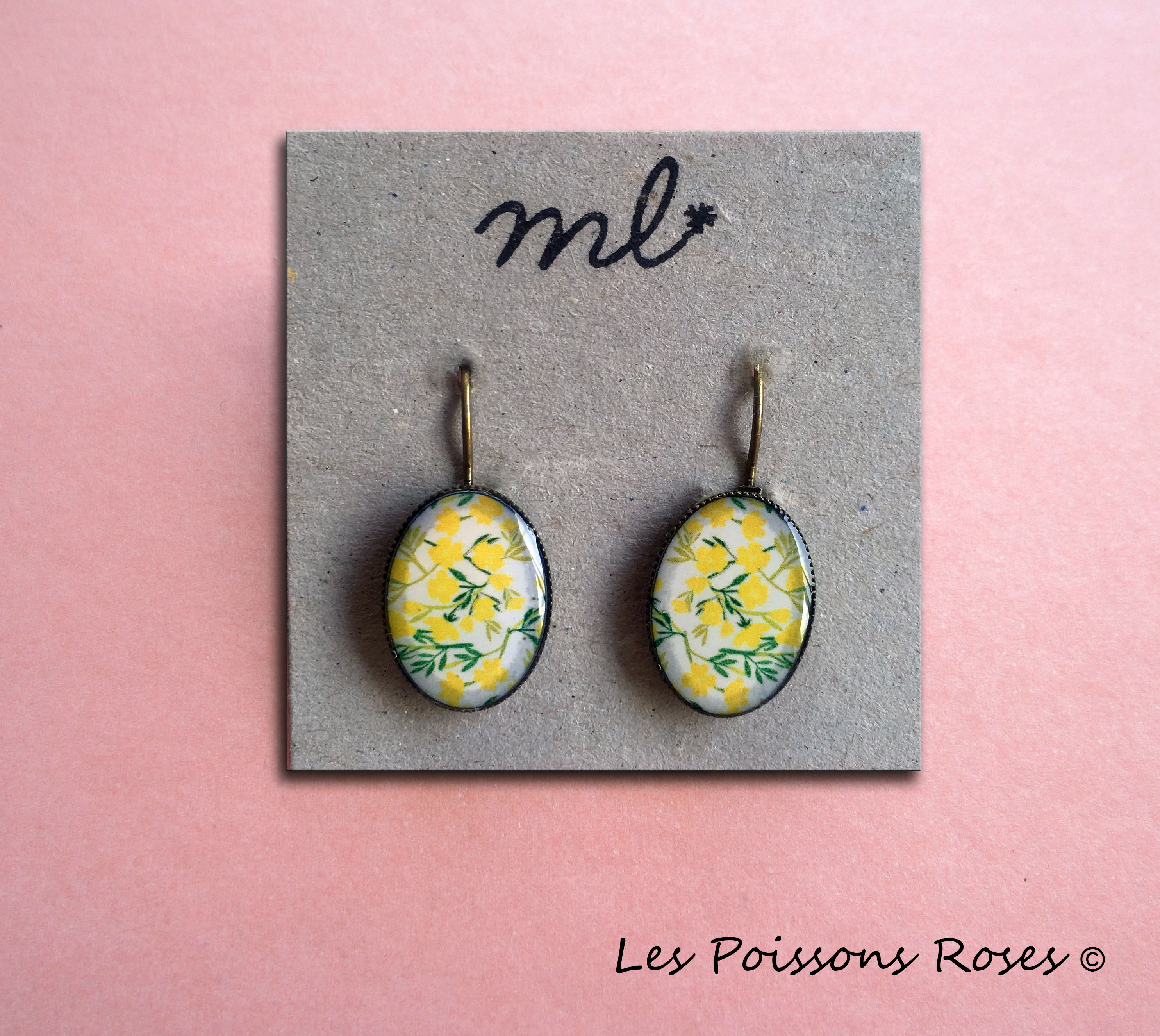 Les petits boutons d'or
