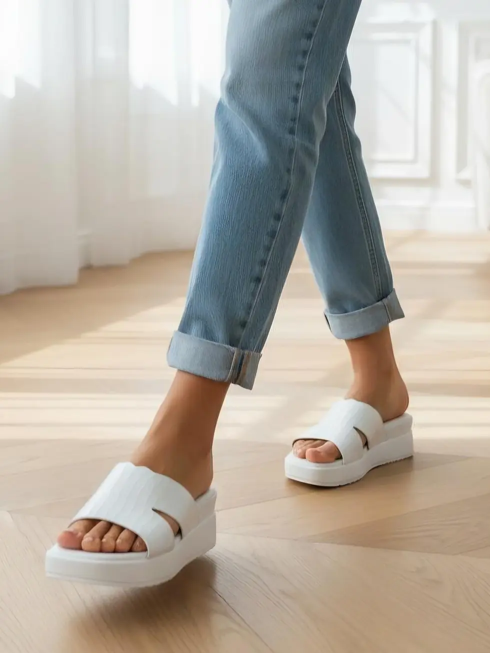 Thumbnail: Ladies Clogs Sandals ( 26-53 )