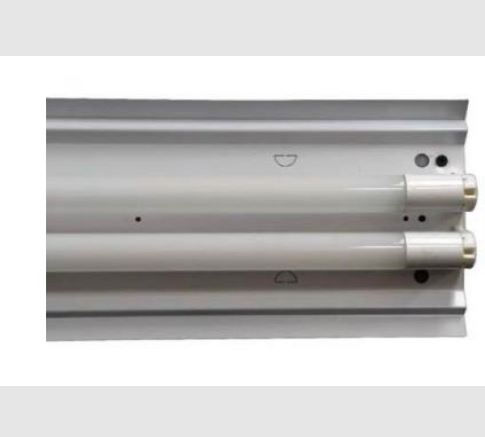 Prewired Retrofit Kit changing 8 Ft T12 or 8' T8 Light Strip to 4' LED Tubes