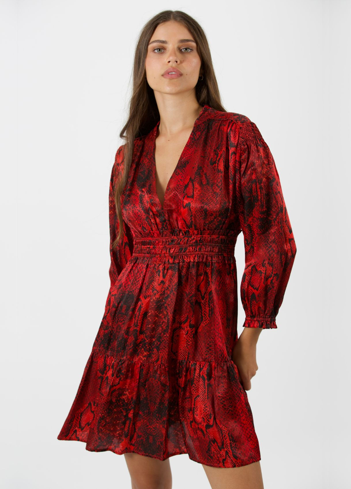 Robe courte à volants