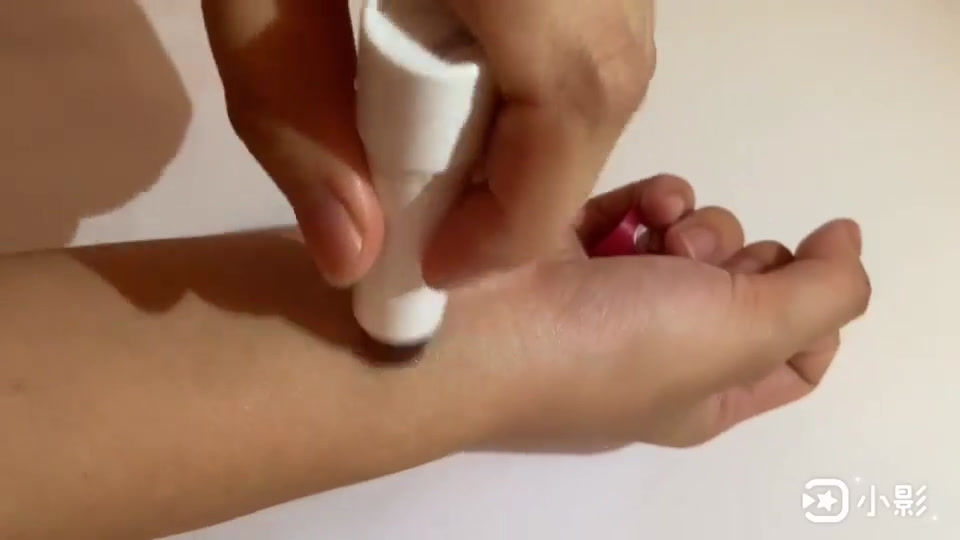 縮圖：莓果潤澤護唇膏/Berry fruit lip balm (4.8g)