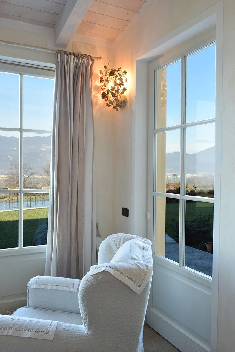 VILLA LAGO DI GARDA 2.jpg