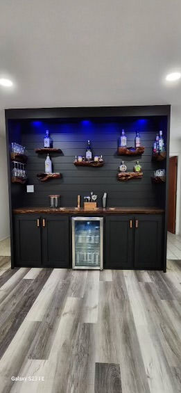 Sassafras Bar Top and Shelves