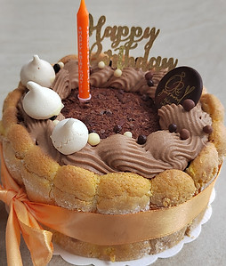 charlotte choc noir-choc lait 22-04-23.jpg