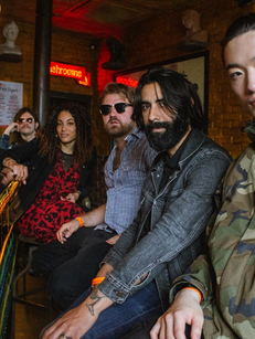 The Midnight Vortex revela su nuevo sencillo 'Burning Hell': "Un Viaje hacia los Romances Intensos"