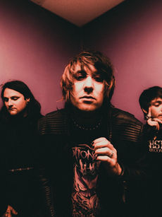 Saving Vice regresa con su nuevo himno de metalcore: “Blood or Wine?”