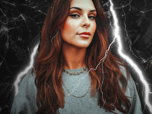 Katerina Nicole lanza su nuevo sencillo "Black on White" junto a Johnny Ciardullo