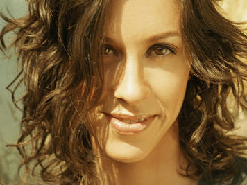 Alanis Morissette Health Secrets