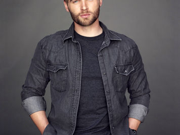 Mike Vogel Loves Staying In Shape With Proper Diet And Exercise