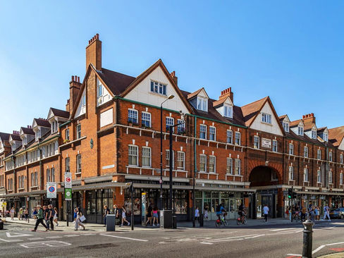 6 Delicious Food Spots to Try at Old Spitalfields Market