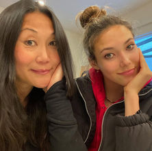 Who Is Eileen Gu’s Mother, Yan Gu — The Architect Behind a Global Olympics Skiing Phenom