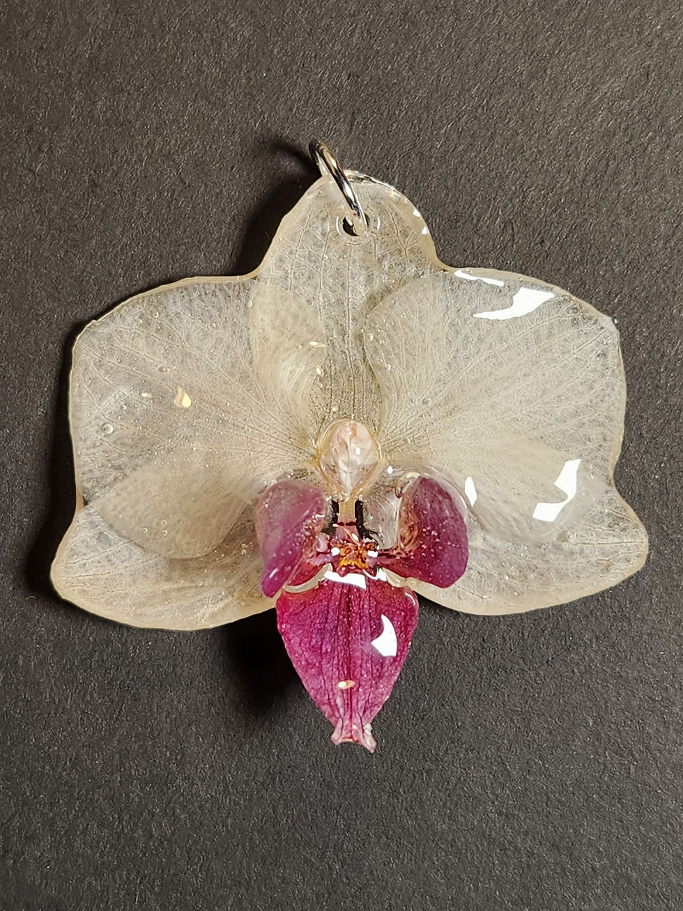 Miniatura: White Orchid Pendant