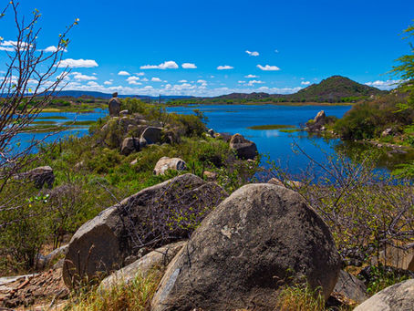 Trecho do açude Gargalheiras, em Acari
