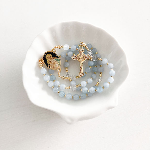 Aquamarine and Crystal Rosary 4_edited_edited.jpg