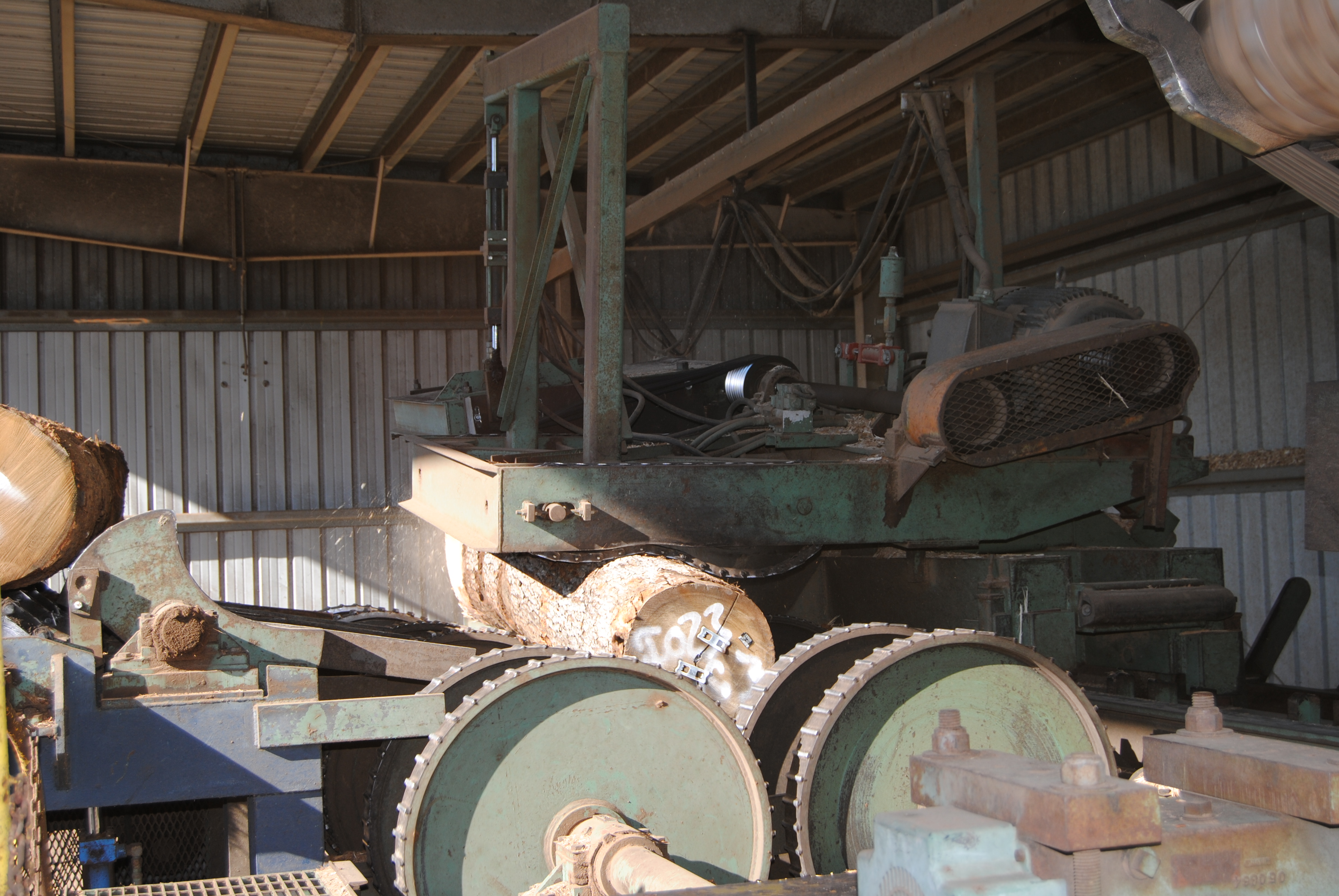 About International Timber and Veneer