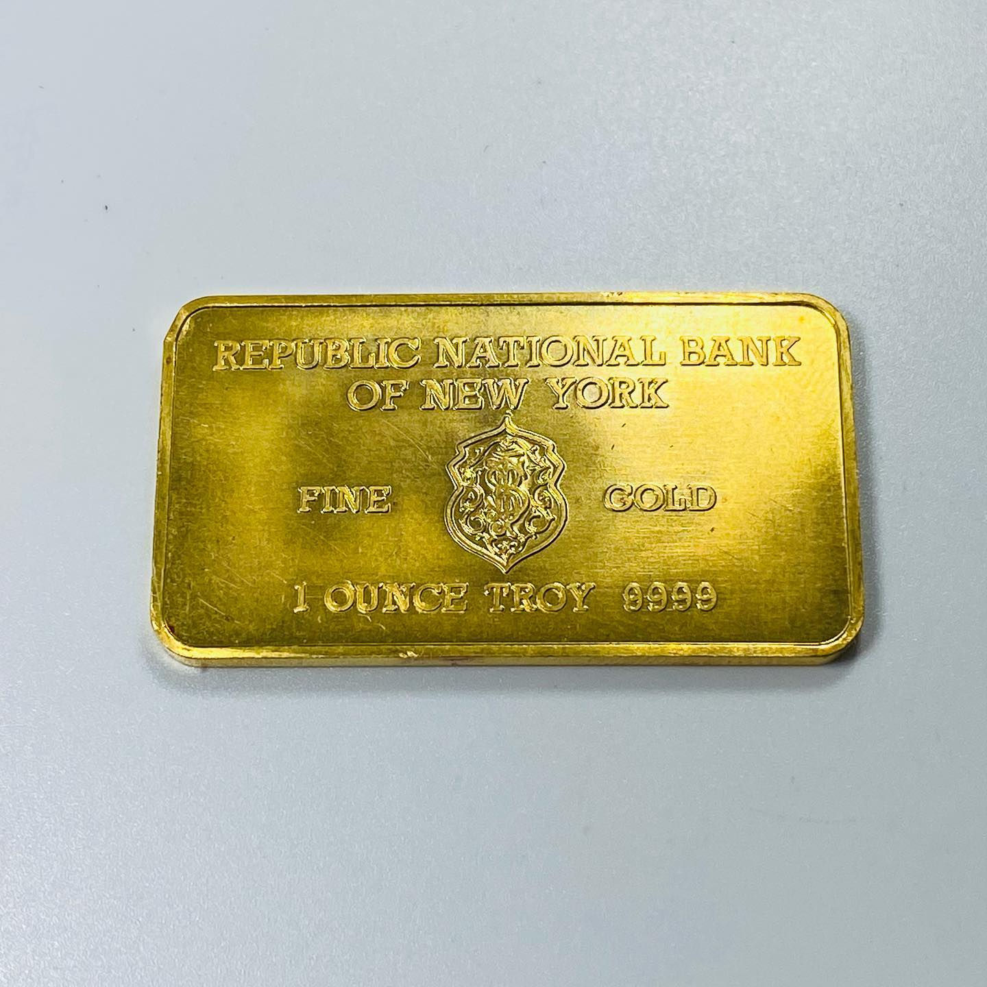 Vintage 1 oz gold Republic National Bank - Heraeus bar