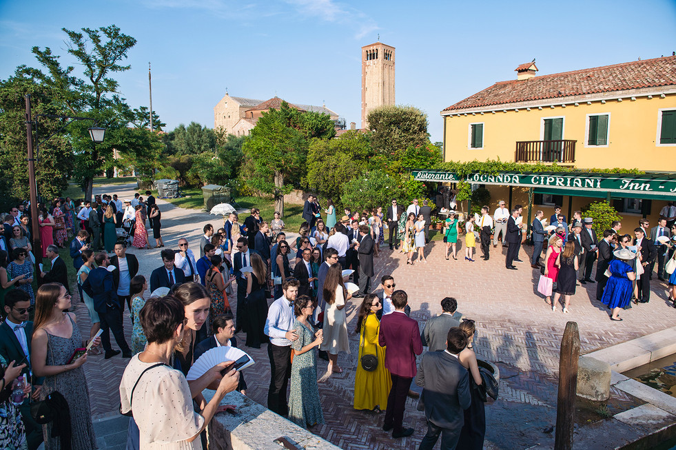 Wedding at the Basilica dei Frari in Venice