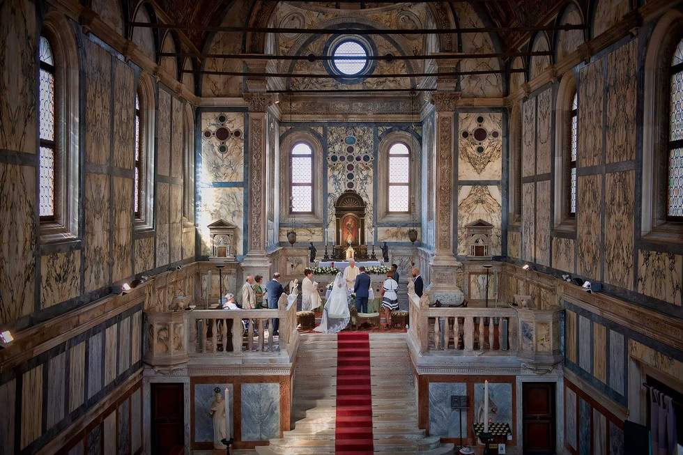 Wedding in Venice, Italy church Dei Miracoli and Cipriani