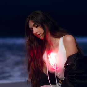 Weyes Blood, "It's Not Me, It's Everybody"