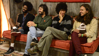 Olhos nos olhos com Boogarins