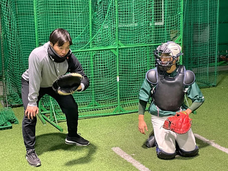 木南氏によるキャッチャー指導