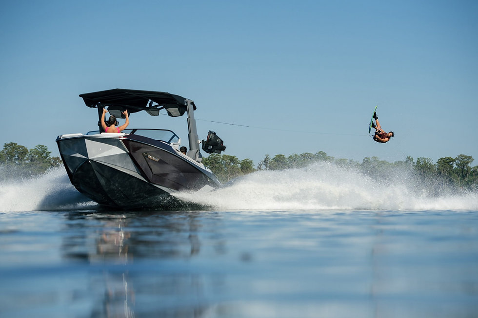 2022_Super_Air_Nautique_G23P_173-scaled.jpeg
