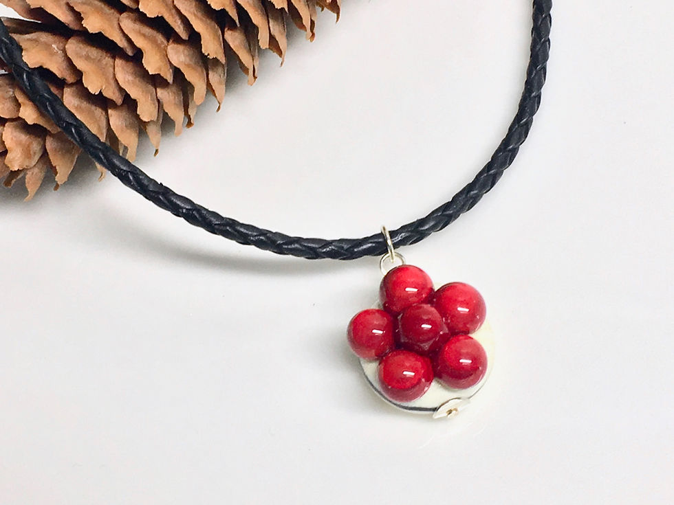 Miniaturbild: Halskette mit Bollenhut aus Glas, rot