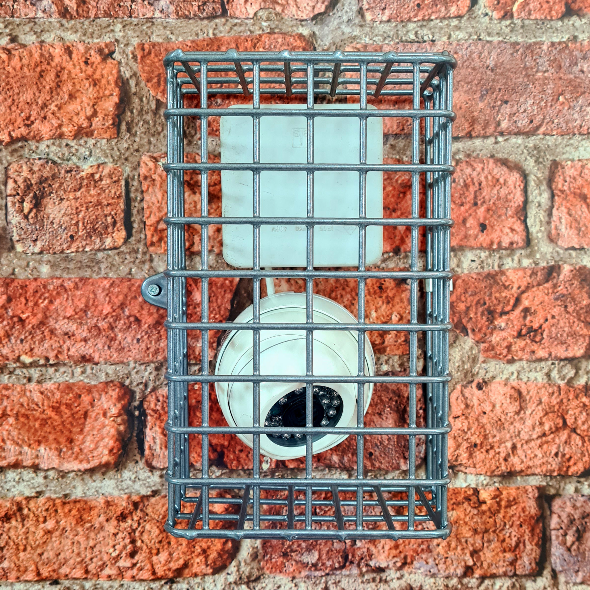 23cm x 13.5cm x 9cm cctv camera and junction box guard cage