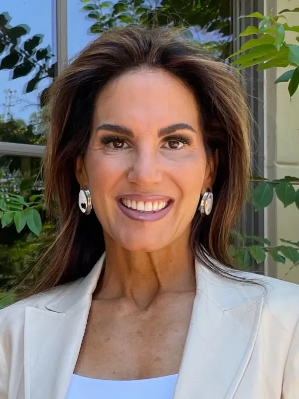 Writer: Marla Hill