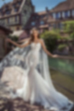 minimalist wedding dress