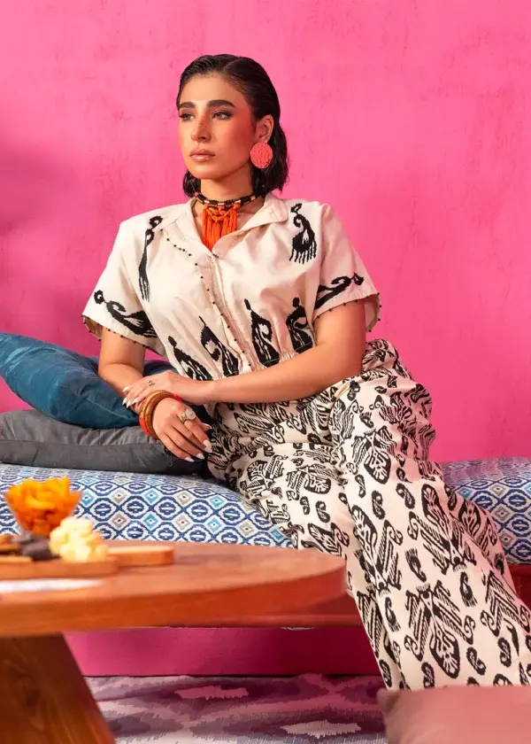 Thumbnail: Ikkat by Alkaram