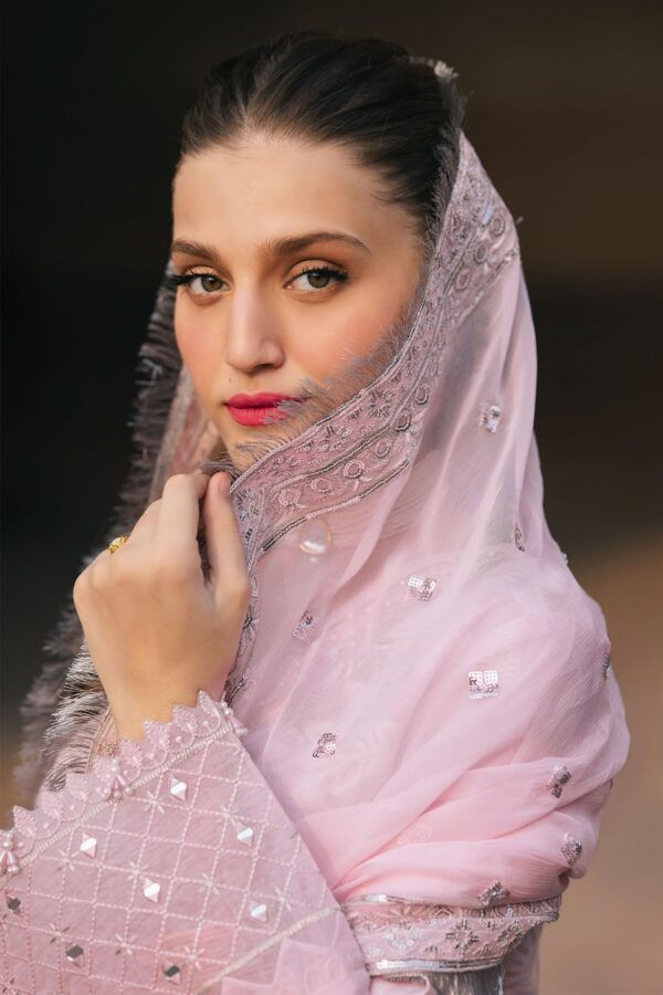 Thumbnail: Nureh Maya Jacquard