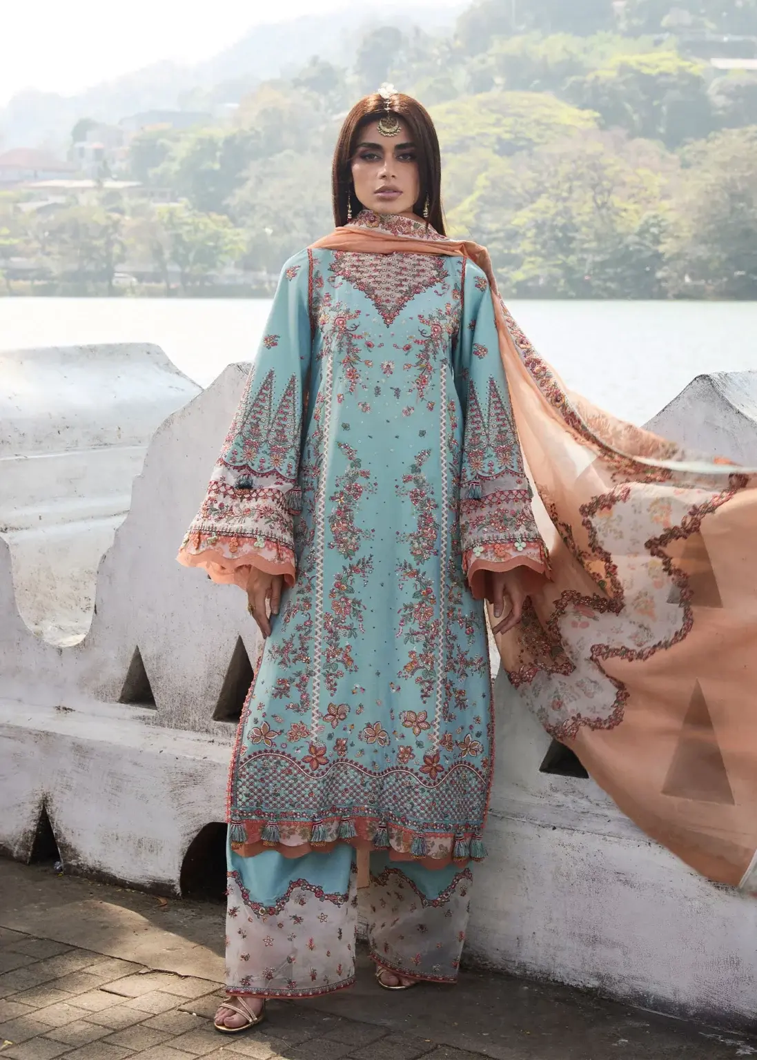 Hussain Rehar Luxury Lawn 2025