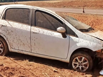Colisão seguida de capotamento causa morte de motorista na MT-423 em MT