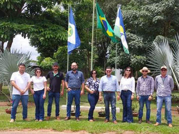Nova gestão do Senar-MT conhece escola agrícola em cidade em MT