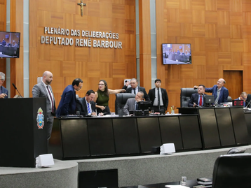 Aprovada em primeiro turno proposta que dificulta criação de áreas protegidas em MT