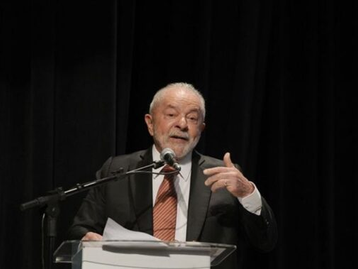 Após gastar cerca de R$ 216 mil em hospedagem, Lula se muda para o Alvorada