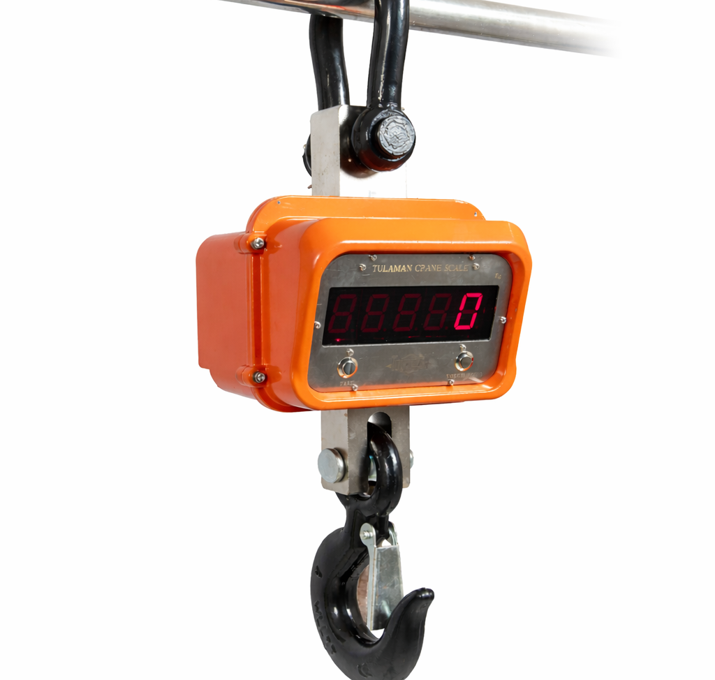 Remote-controlled operation with a shock-resistant display and heavy-duty safety hooks.