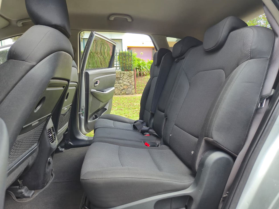 Miniatura: Kia Carens Suv Ex AT 7psj 2.0cc