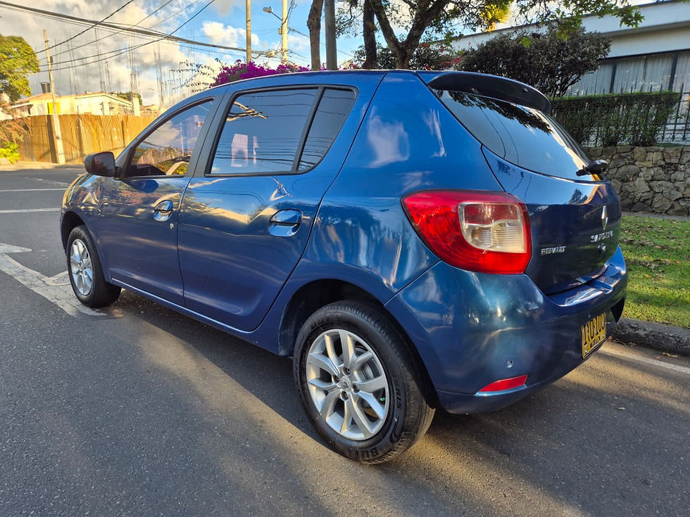 Miniatura: Renault Sandero Intense At full equipo