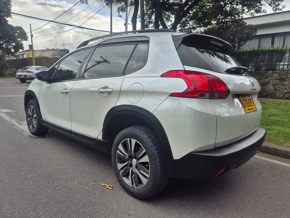 Miniatura: Peugeot 2008 1.6 Active At TECHO PANORAMICO